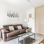 Semesterbostad House-garden & Hydromassage-sea-free Parking Grado