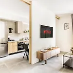 House-garden & Hydromassage-sea-free Parking Holiday home
